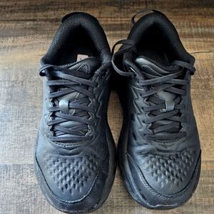 HOKA bondi 8 SR wide width.